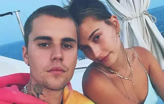 Hailey Bieber sobre coágulo no cérebro: “Meu rosto começou a cair”