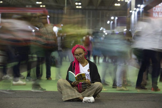 Híbrida, Bienal do Livro Rio terá curadoria coletiva este ano