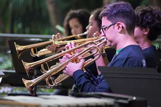 Big Band Infanto-Juvenil do Guri traz Jazz para Casa-Museu Ema Klabin