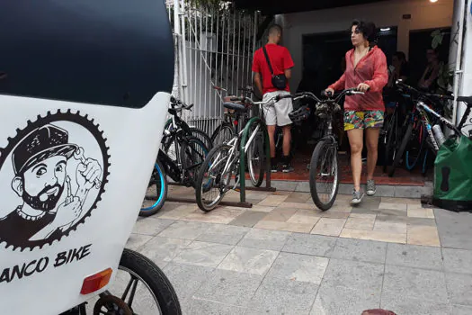 Besouro e Viver de Bike lançam curso online Negócio de Bike