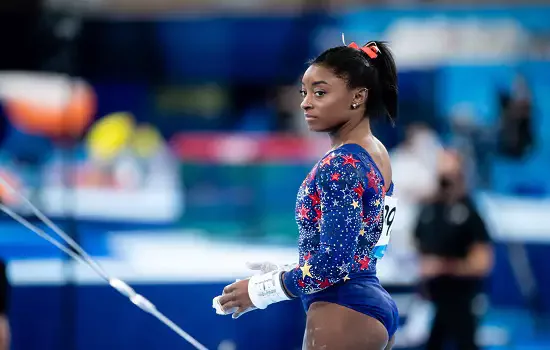 Biles e outras ginastas pedem US$ 1 bi ao FBI por não evitar novos casos de abuso