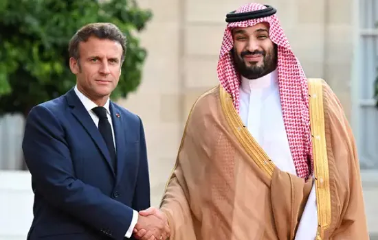 Macron recebe líder saudita buscando pressionar por produção de petróleo