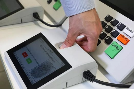 Teste de biometria das urnas será realizado em 56 urnas de 19 Estados e DF