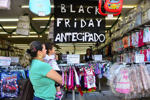 Lojistas adotam ‘esquenta’ da Black Friday