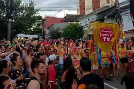 Blocos no Centro estreiam carnaval de rua em São Paulo