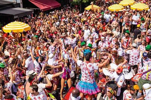 Esquenta de carnaval: 20 festas para aproveitar o final de semana em São Paulo