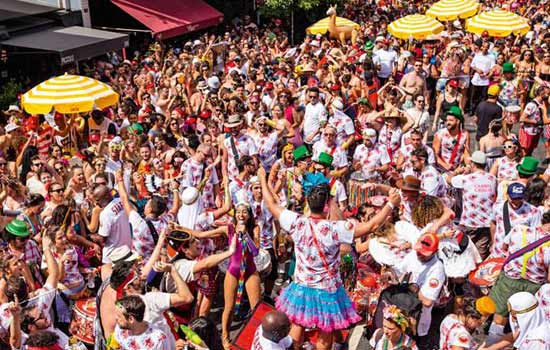 Esquenta de carnaval: 20 festas para aproveitar o final de semana em São Paulo