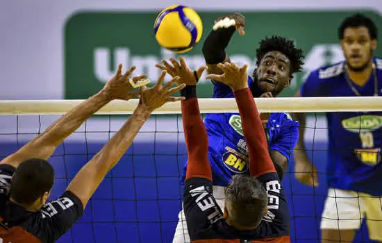 Superliga BB: Apan/Eleva/Blumenau x Sada Cruzeiro abre sexta rodada do returno