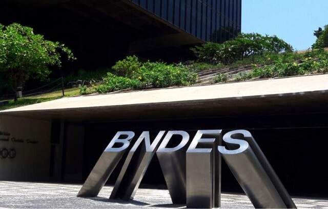 Saneamento é maior destino dos financiamentos do BNDES em 2023