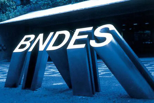 BNDES suspende cobrança de empréstimos para pequena empresa