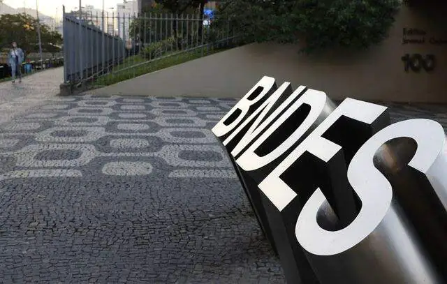 BNDES investe R$43 bilhões em apoio a MPMEs no 1º semestre de 2023