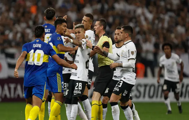 Boca é punido por racismo contra o Corinthians e abre Libertadores sem torcida