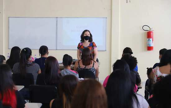 Educação realiza formação com bolsistas do Bolsa Trabalho em Diadema