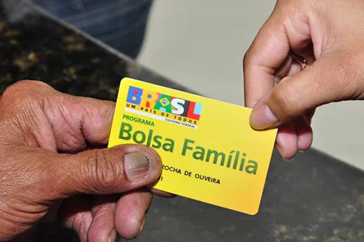 Governo verificará beneficiários do Bolsa Família com irregularidade nas eleições_x000D_