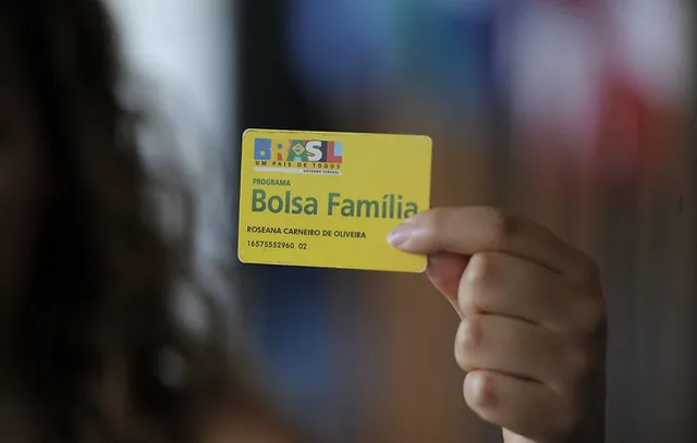 Pagamento da parcela de abril do novo Bolsa Família foi concluído