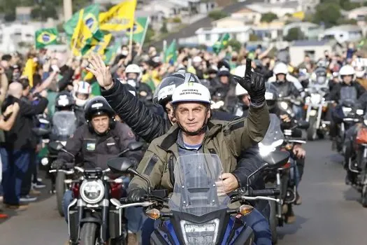 Bolsonaro encerra campanha hoje com motociatas em São Paulo e Santa Catarina