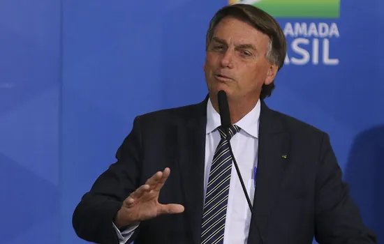 Bolsonaro recebe balanço de plano para acolher juízas do Afeganistão