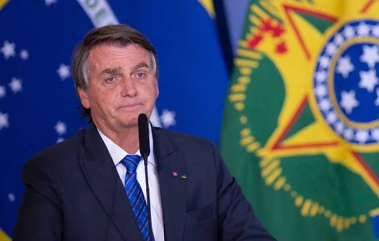 Bolsonaro diz que convidou empresários que são alvos do STF para atos de 7/9