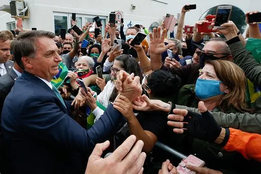 ‘Não podemos aceitar mais prisões políticas no nosso Brasil’, diz Bolsonaro