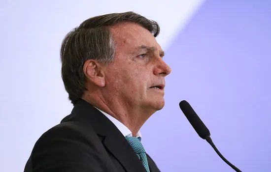 Bolsonaro confirma a apoiadores filiação ao PL: “Talvez saia essa semana”