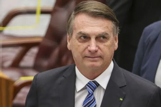 Ex-presidente Bolsonaro é internado em hospital nos EUA