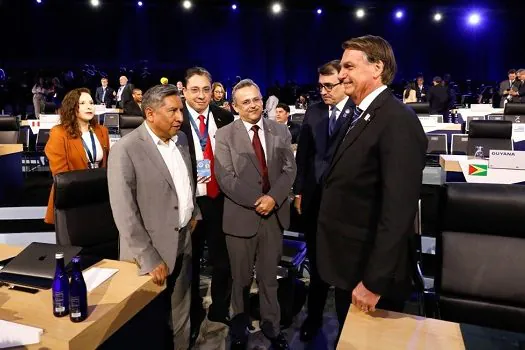 Na Cúpula das Américas, Bolsonaro diz que governo reforçou combate a desmatamento