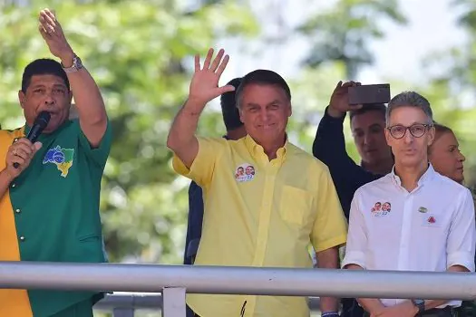 Ao lado de Zema e Valdemiro Santiago, Bolsonaro diz ‘respeitar todas religiões’