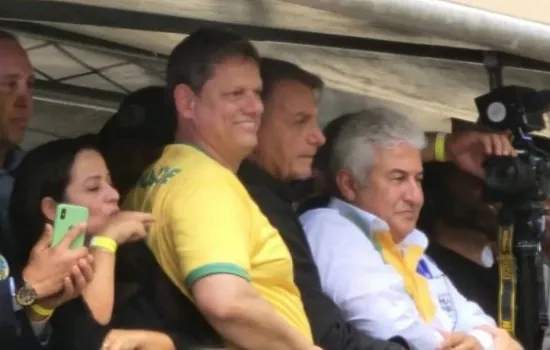 Bolsonaro chama Lula de ‘capeta’ em comício no interior de São Paulo