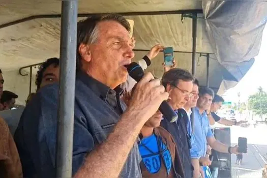 Bolsonaro afirma em Recife que Lula vai voltar para a cadeia