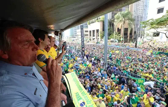 Bolsonaro volta a convocar apoiadores para manifestação em 7 de setembro