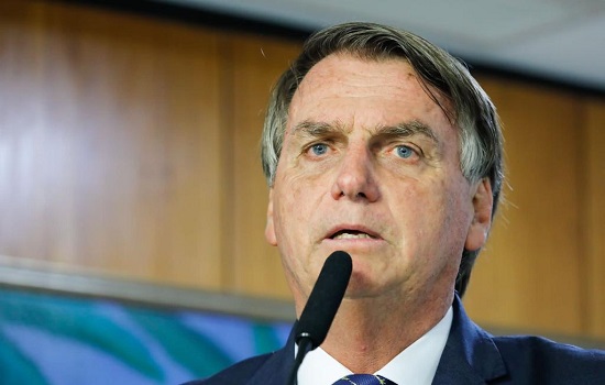 Bolsonaro diz em culto evangélico que ser presidente é missão do Criador