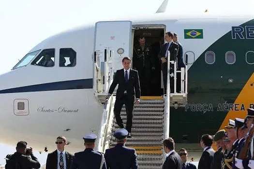 Bolsonaro gastou R$ 2,6 mi com comidas do avião da presidência, diz levantamento