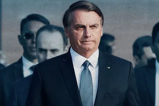 Bolsonaro diz não ser “tão inteligente” e se compara a Senna e Ronaldinho Gaúcho