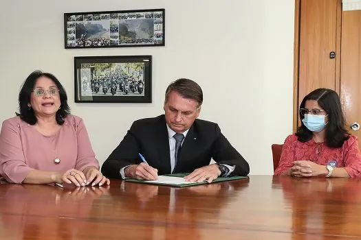 Bolsonaro diz que já conversou com Nogueira e confirma senador na Casa Civil