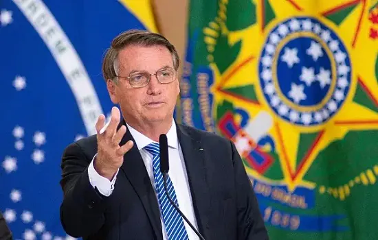 Bolsonaro diz a empresários que estar na Presidência “é um saco”