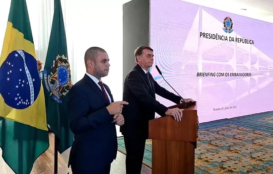 PL diz que evento com embaixadores foi “ato de governo”