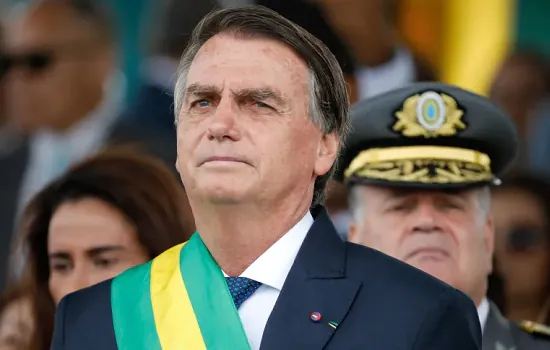 Bolsonaro tem 56% de rejeição