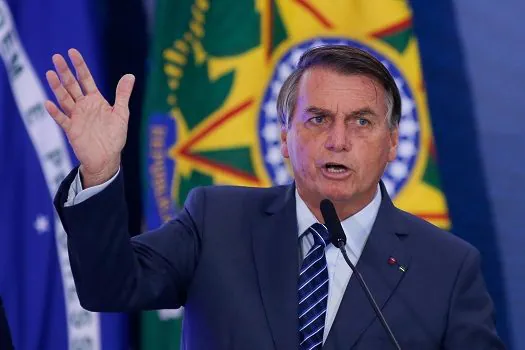 Bolsonaro volta a dizer que não tem controle sobre o orçamento secreto