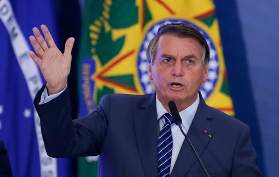 Bolsonaro volta a dizer que não tem controle sobre o orçamento secreto