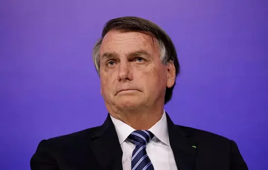 Bolsonaro nega interferência na Petrobras e no preço dos combustíveis