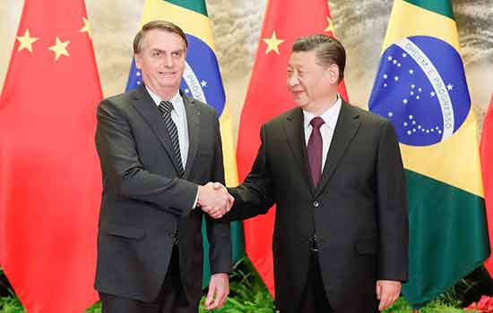 Bolsonaro se diz quase afinado com a China