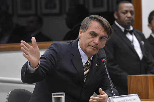 ‘Tem muita gente falando abobrinha’, afirma Bolsonaro