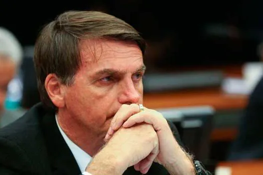 Bolsonaro tomou atitude pusilânime e covarde, diz diretor do Inpe