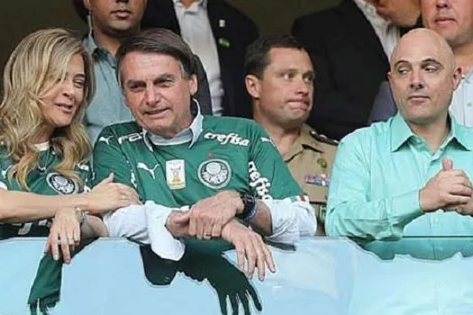 Bolsonaro irá ao Allianz Parque neste domingo para assistir ao jogo do Palmeiras