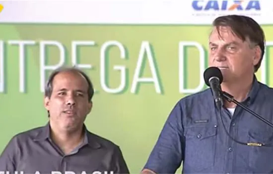 Bolsonaro antecipou propaganda eleitoral ao ofender Lula e FHC