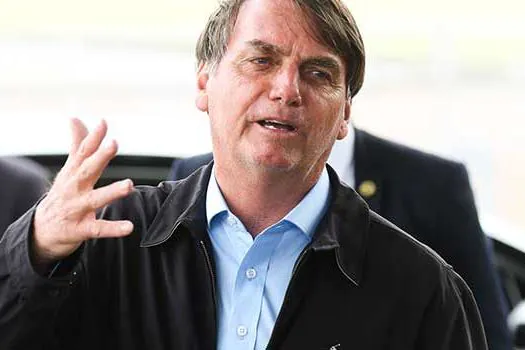 Em vídeo, Bolsonaro defende abertura do comércio