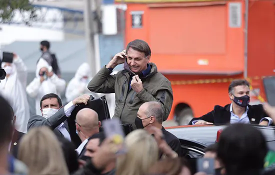 Visita de Bolsonaro provoca aglomeração em Bagé