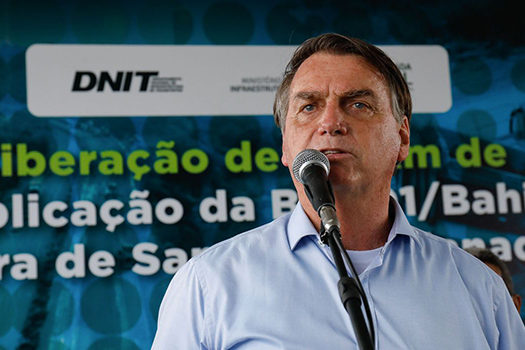 Governo fará, por meios legais, a recomposição do Orçamento, diz Bolsonaro