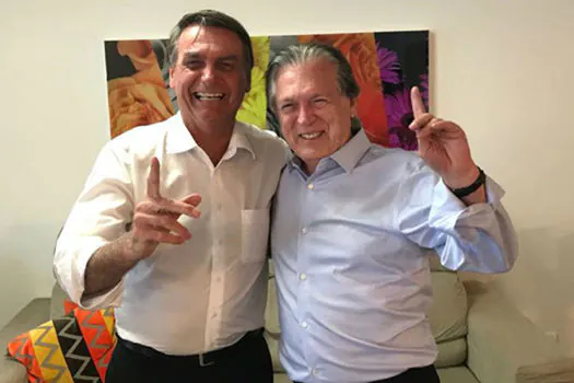 Bolsonaro precisará de 500 mil assinaturas para partido