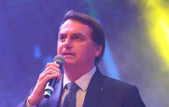 Bolsonaro diz estar ‘chateado’ com críticas de Celso de Mello: ‘Foi para o lado pessoal’